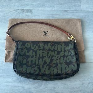 Authentic vintage Louis Vuitton Accessories Pochette - graffiti bag